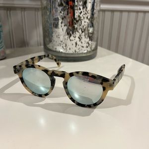 Illesteva sunglasses